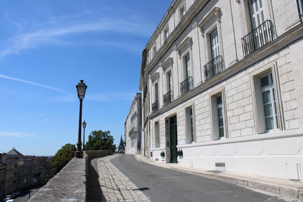 Le Rempart Du Midi Aparthotel Angoulême Exteriör bild