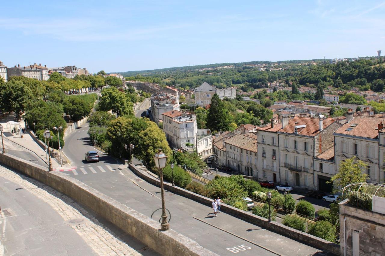 Le Rempart Du Midi Aparthotel Angoulême Exteriör bild